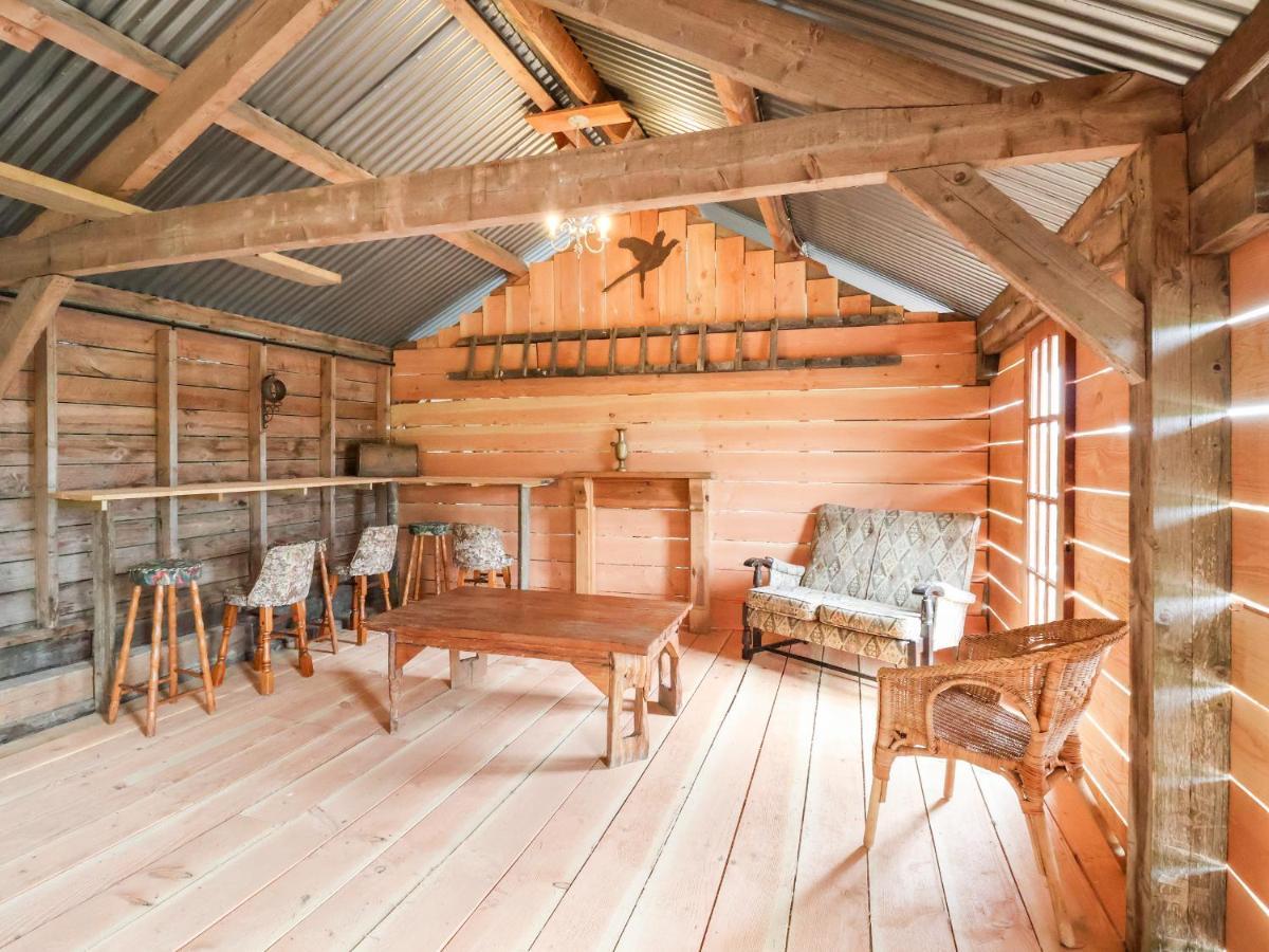 Y Caban Villa Llangollen Eksteriør billede