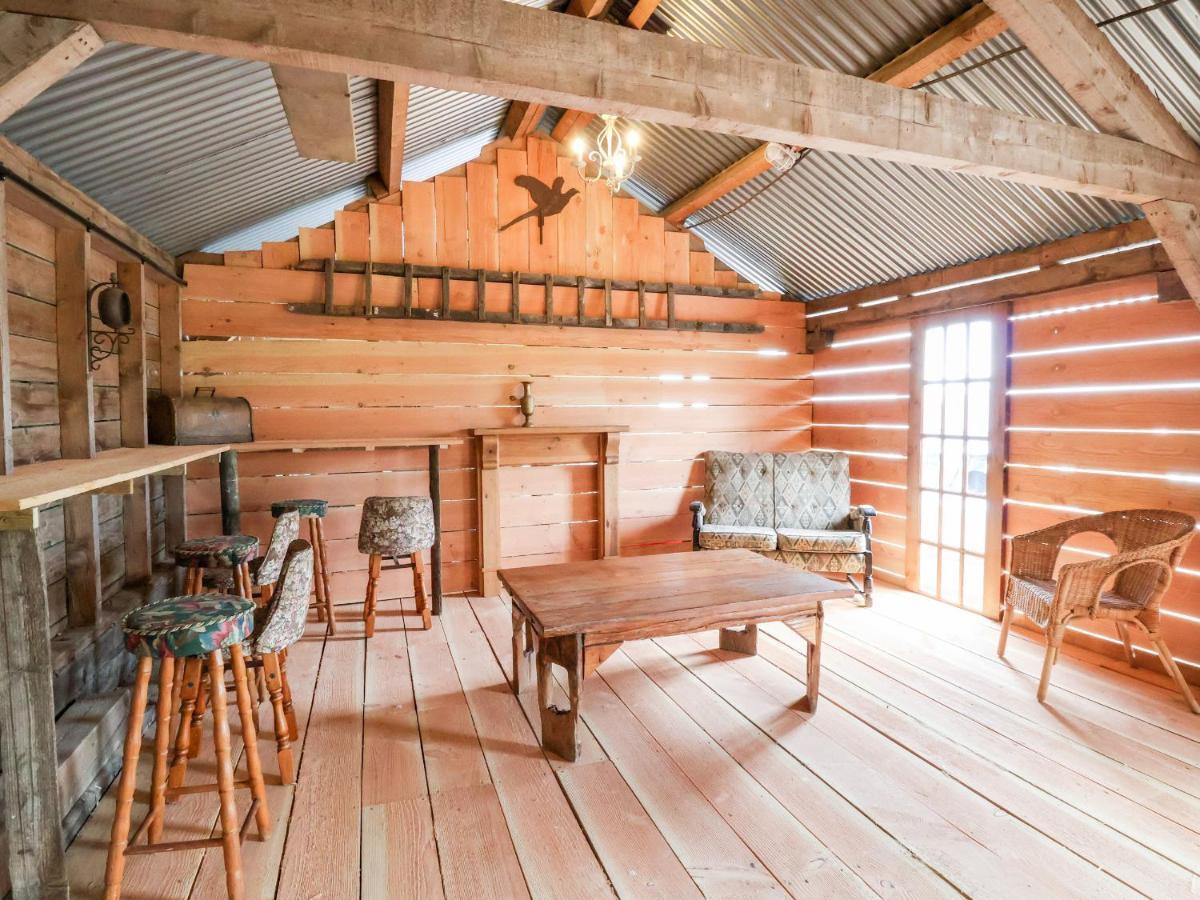 Y Caban Villa Llangollen Eksteriør billede